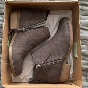 Anthracite Dani Booties 🖤😍